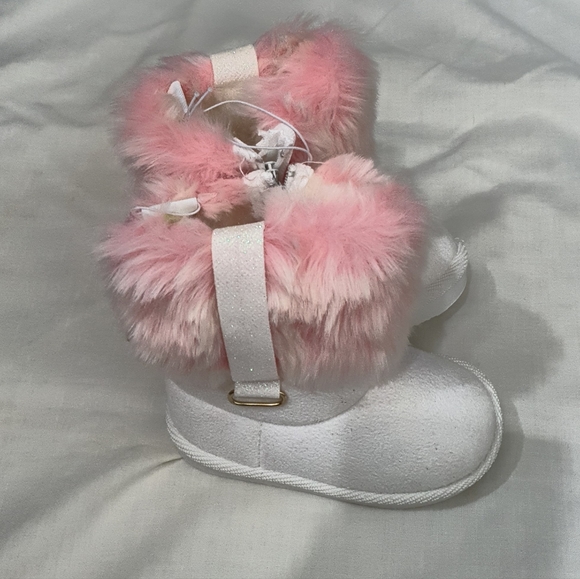 First Steps By Stepping Stone Pink Fur Boots - Picture 6 of 7